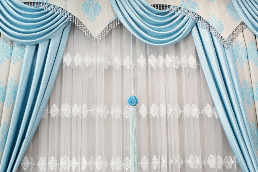 Пошив мягкого ламбрекена на ленте - изображение 1 - заказать онлайн в салоне штор Benone в Орехово-Зуево